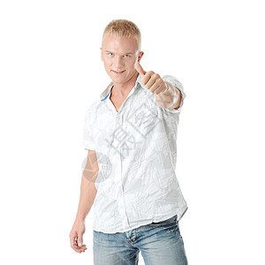 手拇指举起标志牌的亲身人肖像手臂伙计衣服男生恐惧手势白色情感头发青年图片