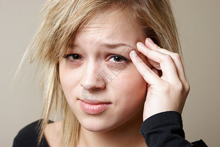 头痛成人青年前额并发症压力卫生沮丧保健症状黑发图片