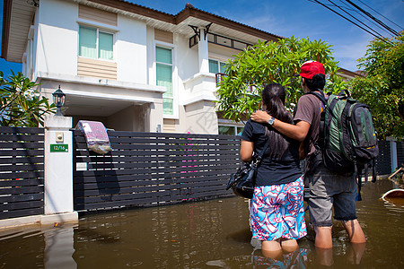 泰国的洪水淹没了房屋高清图片