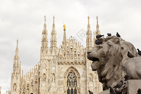 米兰的维托里奥埃马努埃第二纪念碑零售文化尖塔记忆动物雕刻贵族雕塑男人教会图片