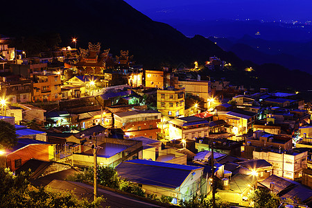 台湾深夜的乡丰村村庄旅行地标城市怀旧爬坡图片