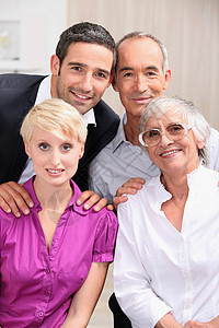 家庭肖像家谱眼镜四人照片祖父母衬衫紫丁香亲属云杉镜片图片