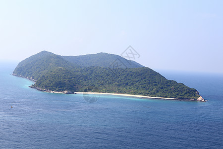 高角观泰国惊人的海景 广受欢迎的沙滩海岸线爬坡蓝色旅游视角天空热带地平线海滩场景图片