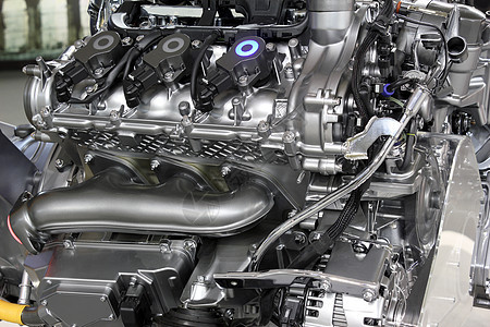 强大的V6汽车发动机新技术图片
