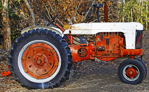 农场拖拉机地面叶子商业引擎树叶起动机分销商轮胎古董车轮图片