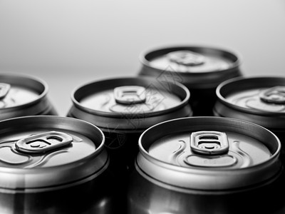 啤酒罐戒指金属工作室啤酒白色反射黑色苏打图片