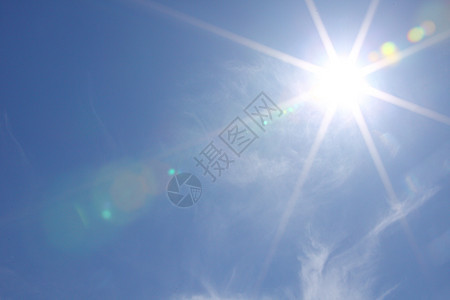 蓝天空中的太阳环境星星射线空气臭氧蓝色气候自由气氛晴天颜色高清图片素材