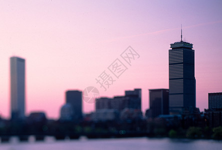 波士顿 Back Bay 天线色彩天际建筑蓝色景观建筑学办公室紫色日落反射图片