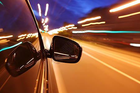 夜驾车沥青蓝色汽车城市旅行生活车道运动天空驾驶背景图片