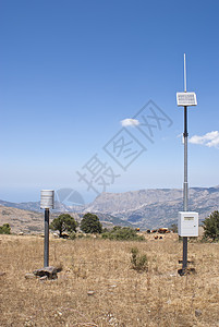 山区水文气象台站的分布图森林温度计车站技术屏幕盒子气候预报科学测量图片
