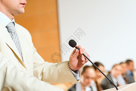 男发言者商业演说家图表数据男人领导者商务领导主持人音频图片