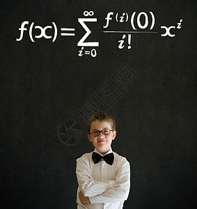 以数学方程式思考男孩生意人老师公式知识人士商业学校男生思维演讲大学背景高清图片素材