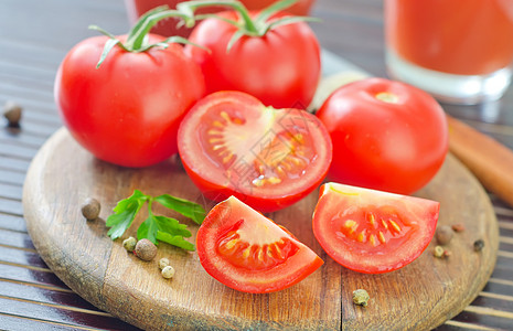 番茄木头桌子植物饮食食物农业蔬菜圆圈水果节食图片