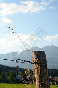 阿尔卑山景牧场农田阳光远足场地爬坡季节风景旅行金属图片