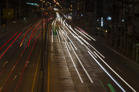 夜间汽车灯驾驶街道建筑旅行速度交通地标运动城市灯光图片