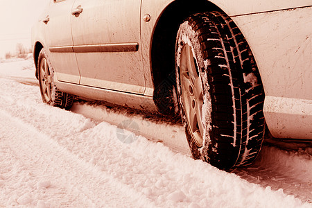 冬季轮胎季节车轮驾驶雪花安全车辆冻结交通痕迹风险图片