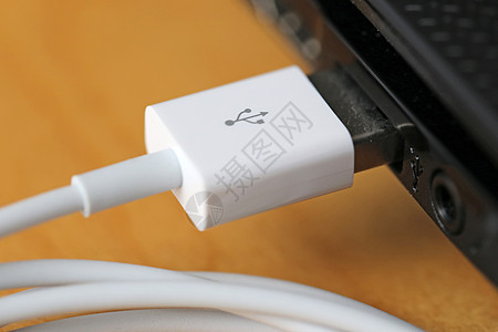 连接计算机的Usb电缆图片