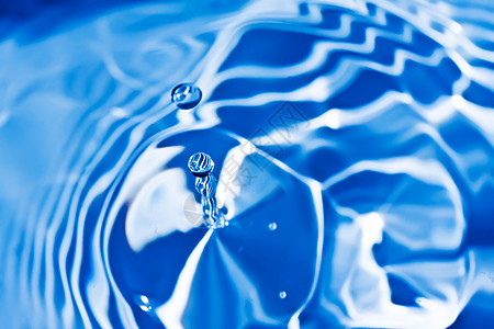 蓝水液体波纹运动飞溅流动海浪气泡宏观背景图片