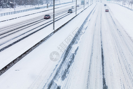 从上往下特写雪地高速公路天气风暴气候暴风雪路线降雪薄片旅行街道运输图片