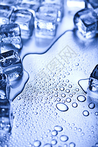 冰立方背景 新鲜蓝色主题工作室液体积木酒吧冻结宏观玻璃食物立方体气泡图片