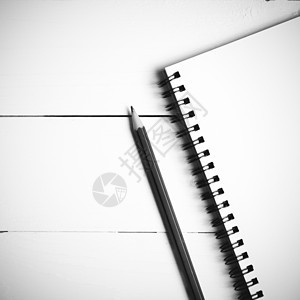 笔记纸黑白颜色风格和笔记纸商业软垫戒指写作教育铅笔条纹备忘录记事本笔记图片