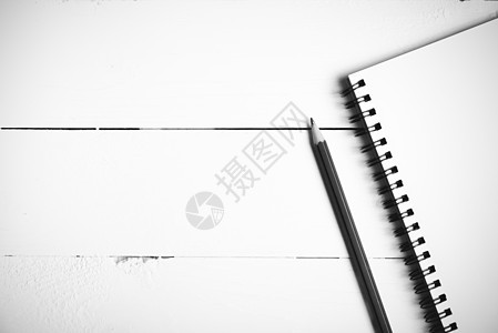笔记纸黑白颜色风格和笔记纸床单商业铅笔文档空白备忘录笔记本戒指软垫条纹图片