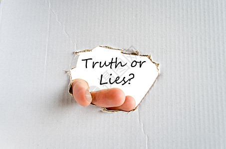 真相或谎言文字概念白色说谎经理欺骗伪证谬误谣言诚实套装生意人图片