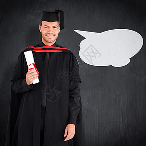 具有毕业文凭的迷人的毕业生男孩的复合形象快乐成就木板庆典教育学生讲话话框男性黑板图片