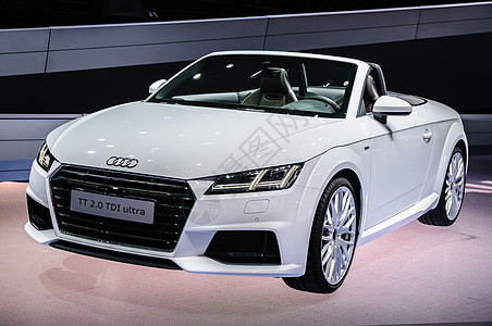 2015年7月 Audi TT 2赛车展览国际敞篷车车辆运输跑车展示沙龙预览图片