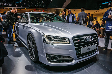 2015年6月 Audi S8在宇航科学院国际会议上介绍预览汽车制造商小号速度展示车辆运输车展世界图片