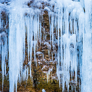 蓝色冰柱冻瀑布墙纸天气冰川水晶岩石玻璃液体冻结洞穴季节图片