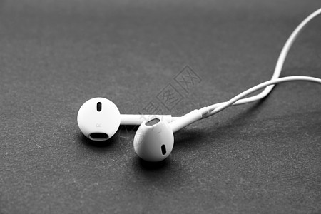白色耳听器立体声电话配饰金属音乐文化技术黑色电缆青年图片