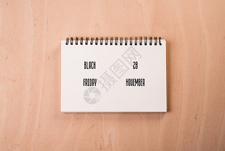 黑色星期五概念 桌子上的笔记本图片