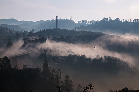 福吉山丘情绪灰色丘陵阴霾阳光阴影山峰地平线薄雾风景图片