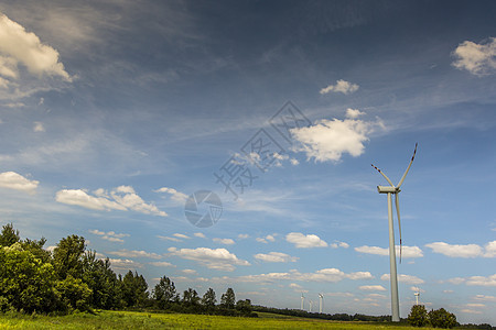 波兰苏瓦基的风力涡轮机假期公园活力旅游土地荒野观光转子生态场景图片