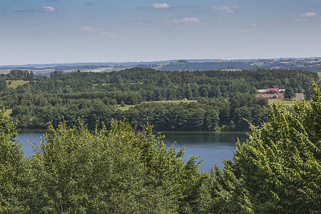 波兰苏瓦西景观公园土地森林蓝色场景假期旅游牧歌蝾螈丘陵游泳图片