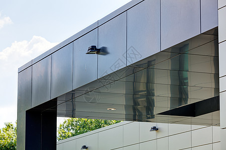 铝制立面和 alubond 面板货运线条窗户控制板贮存职场盘子建筑学反射技术图片