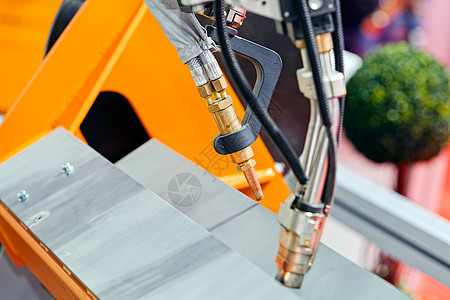 机器人切割机生产工作金属木头警告家具技术引擎机械建筑图片