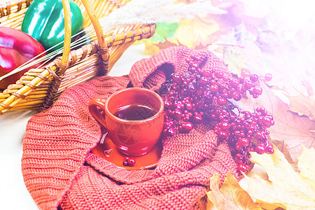 无标题静物杯子咖啡红色围巾篮子浆果生活咖啡店桌子图片