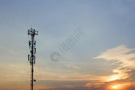 移动电话通讯塔传输信号传送装置系合器(电话通信塔)图片