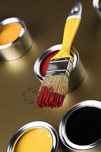 含彩漆和油漆刷的锡金属罐风格装修液体绘画打印染料刷子金属工具彩虹图片