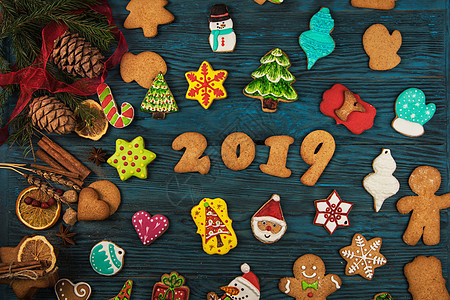新的2019年姜饼风格派对假期数字房子装饰食物明信片木头饼干图片
