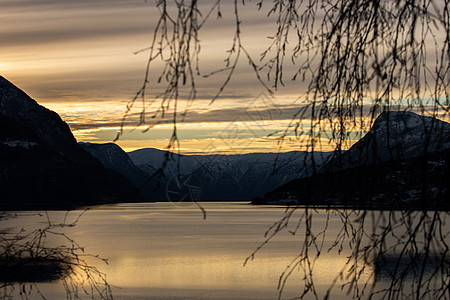 挪威的Fjords仙境颂歌峡湾日落图片