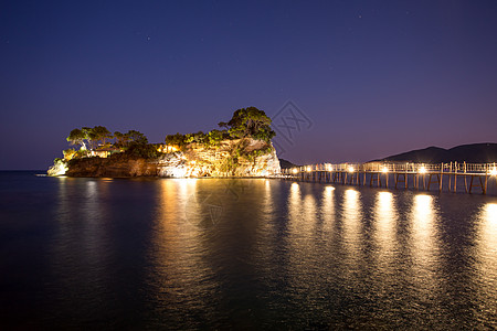 浮雕岛的美妙夜景 希腊 欧洲 扎金索斯岛索斯蒂斯港的壮丽春景 自然概念背景之美月亮游客岩石星星风景悬崖假期海滩国家旅游图片