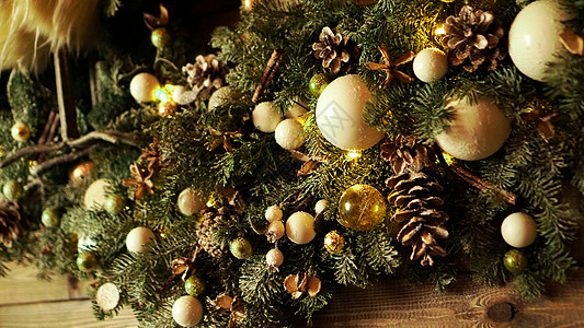 圣诞装饰 圣诞树 礼品 新年季节盒子饰品蜡烛花环房间装饰品锥体金子圣诞图片