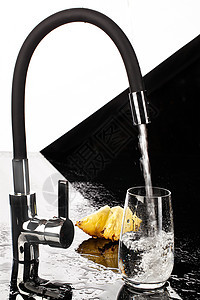 水混合器气泡剪裁淋浴合金温泉奢华灯光黄铜公寓浴室图片