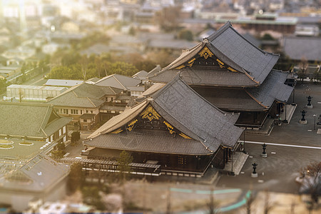 京都的东桥万吉寺的空中景象图片