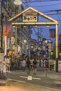 日本人肩上背负着神庙美子石商业和服脚步假期购物街乡愁向日葵商圈地标建筑物图片