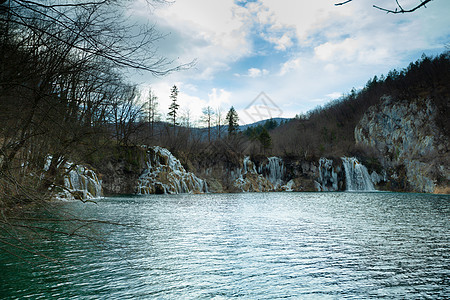 克罗地亚普利维茨湖国家公园国家旅游冒险森林季节天堂公园木头青色瀑布图片