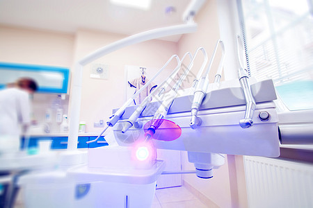 牙科办公室的专业牙医工具 单位 千美元 请访问InfoFinland上的官方网站工作蓝色病人卫生技术牙科学房间口腔科治疗椅子图片